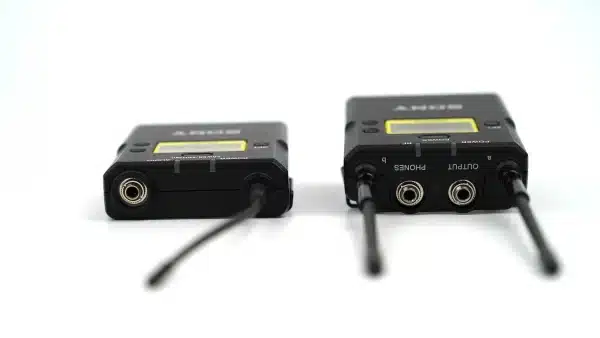 Sony URX-P03 Receiver and Transmitter - Frequency Range 566 to